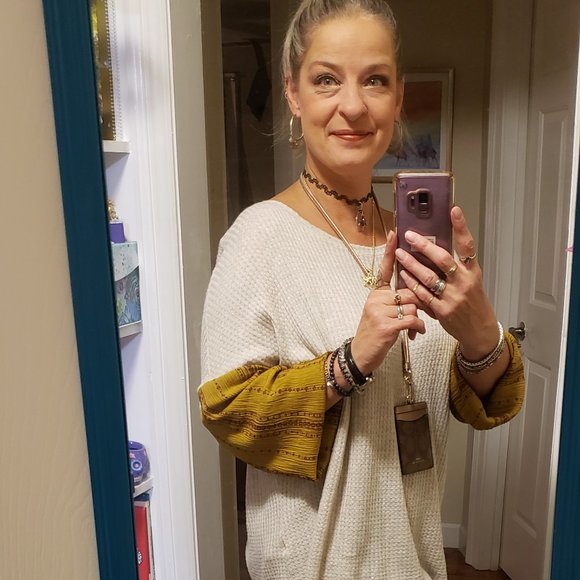 Juli  Ambassador II, 5⭐seller - Picture 9 of 16